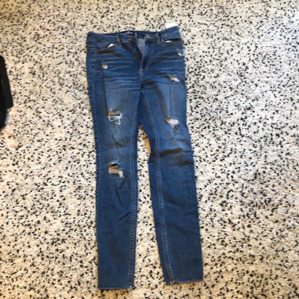 5R Hollister jeans ultra high rise super skinny